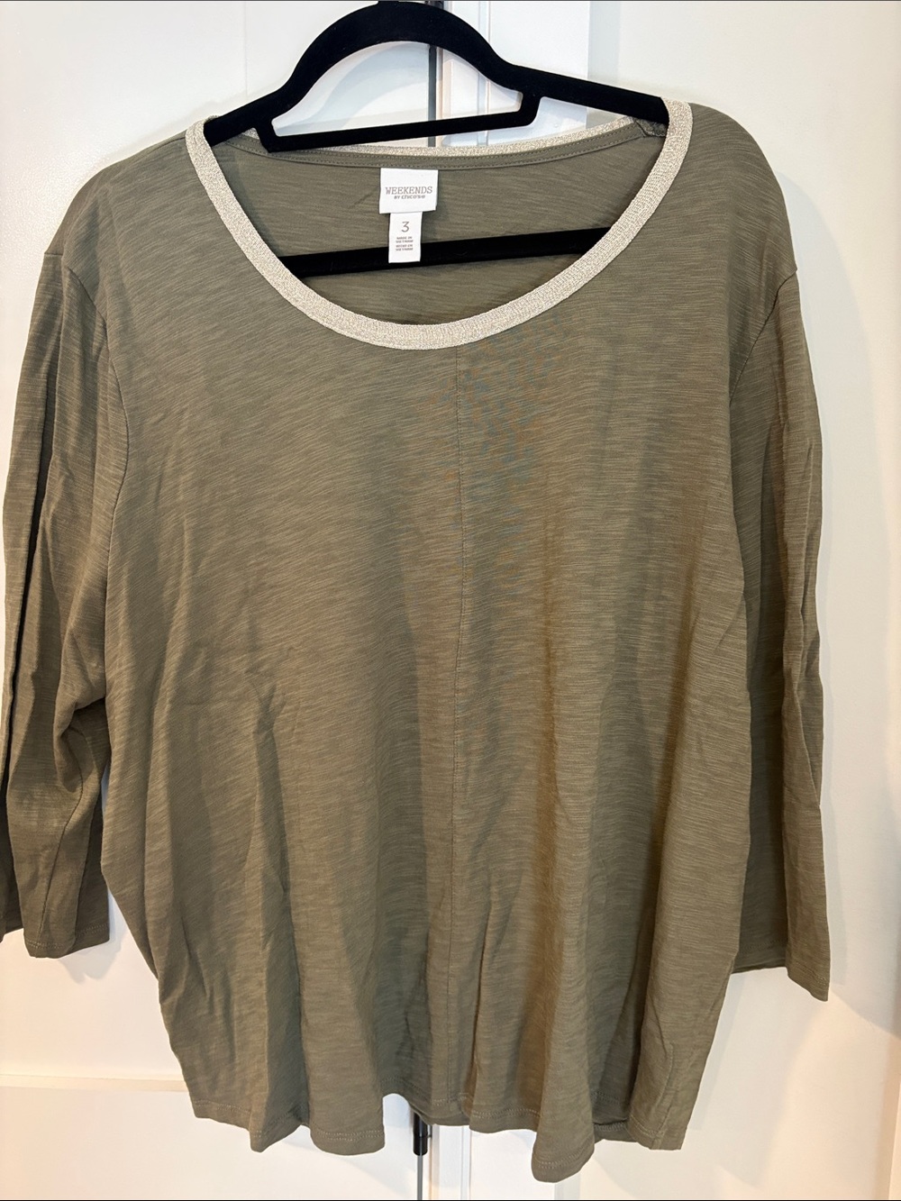 Weekends by Chicos Woman’s Olive Scoop-Neck Long Sleeve Top Cream Trim SZ XL